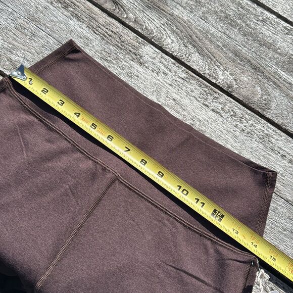Vuori Women's Halo Slim Flare Pants Java brown NWT SIZE MEDIUM - Picture 5 of 7